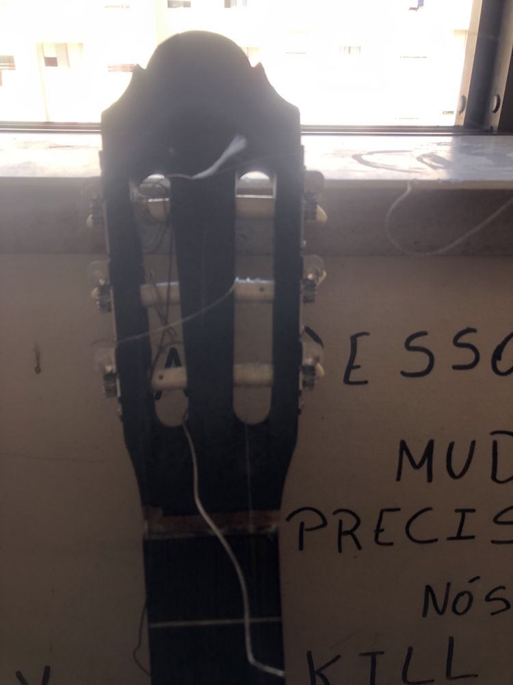 Viola so com uma corda