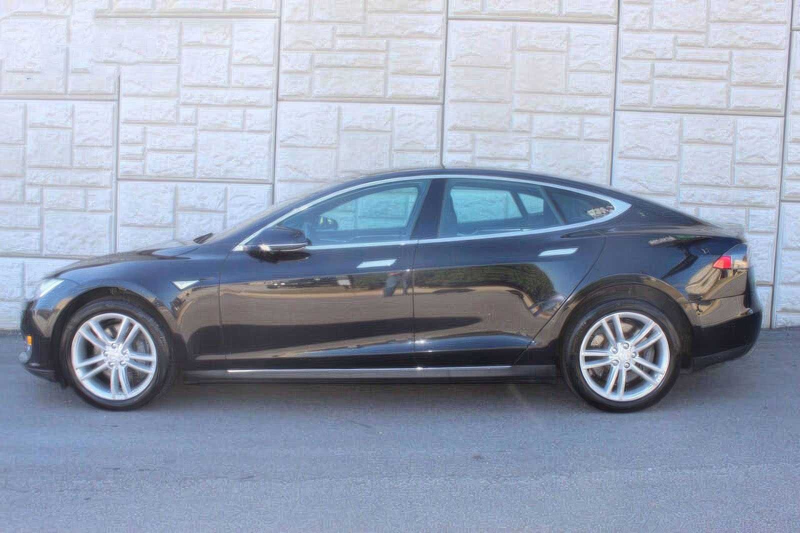 2015 Tesla Model S