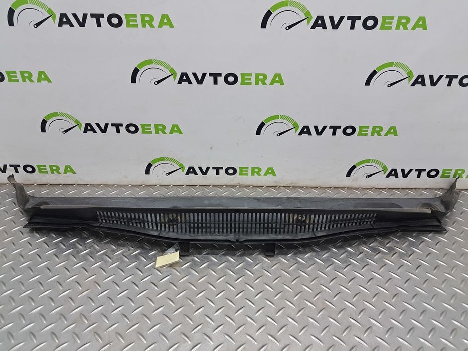 Решетка дворников (пластик) жабо BMW BMW X1 F48 51717350591