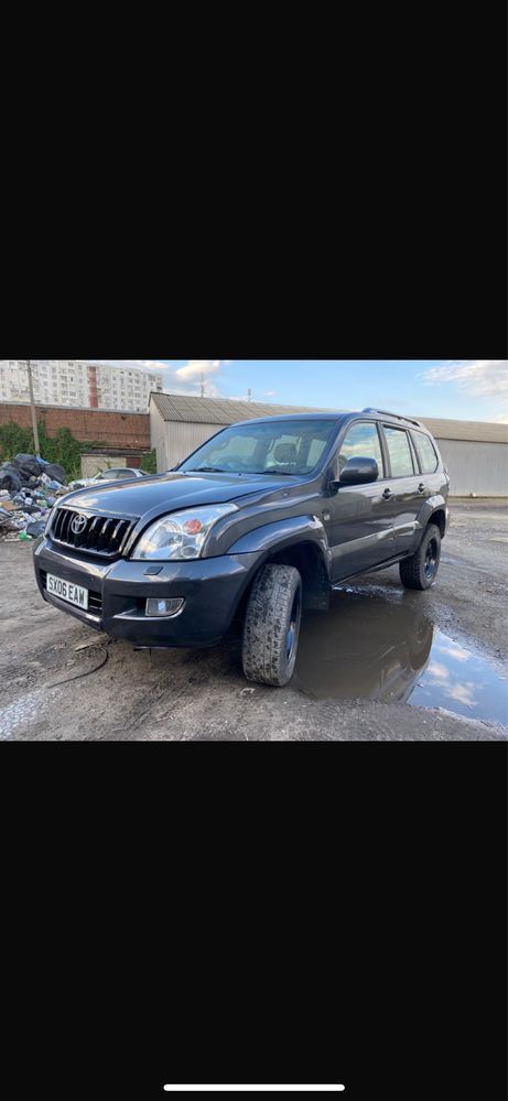 В продажі ленд крузер прадо 120 (джип )