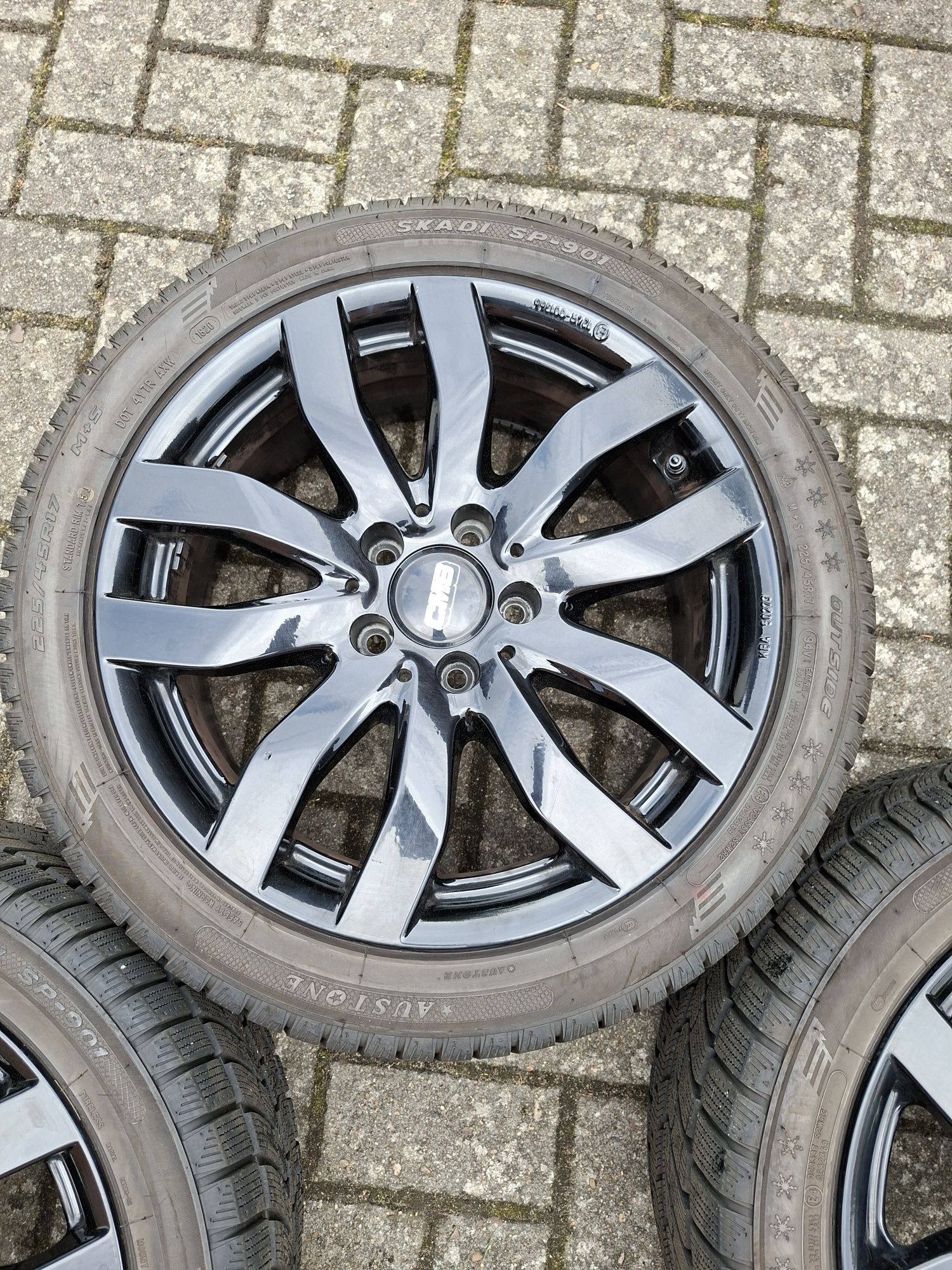 Felgi CMS 17" 5x112 Opony zimowe 225/45/17 Audi/Vw/Seat/Skoda/Mercedes