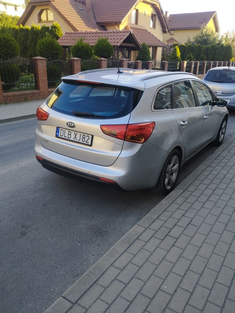 Kia cee'd 2013 1,4 benzyna kombi zamiana