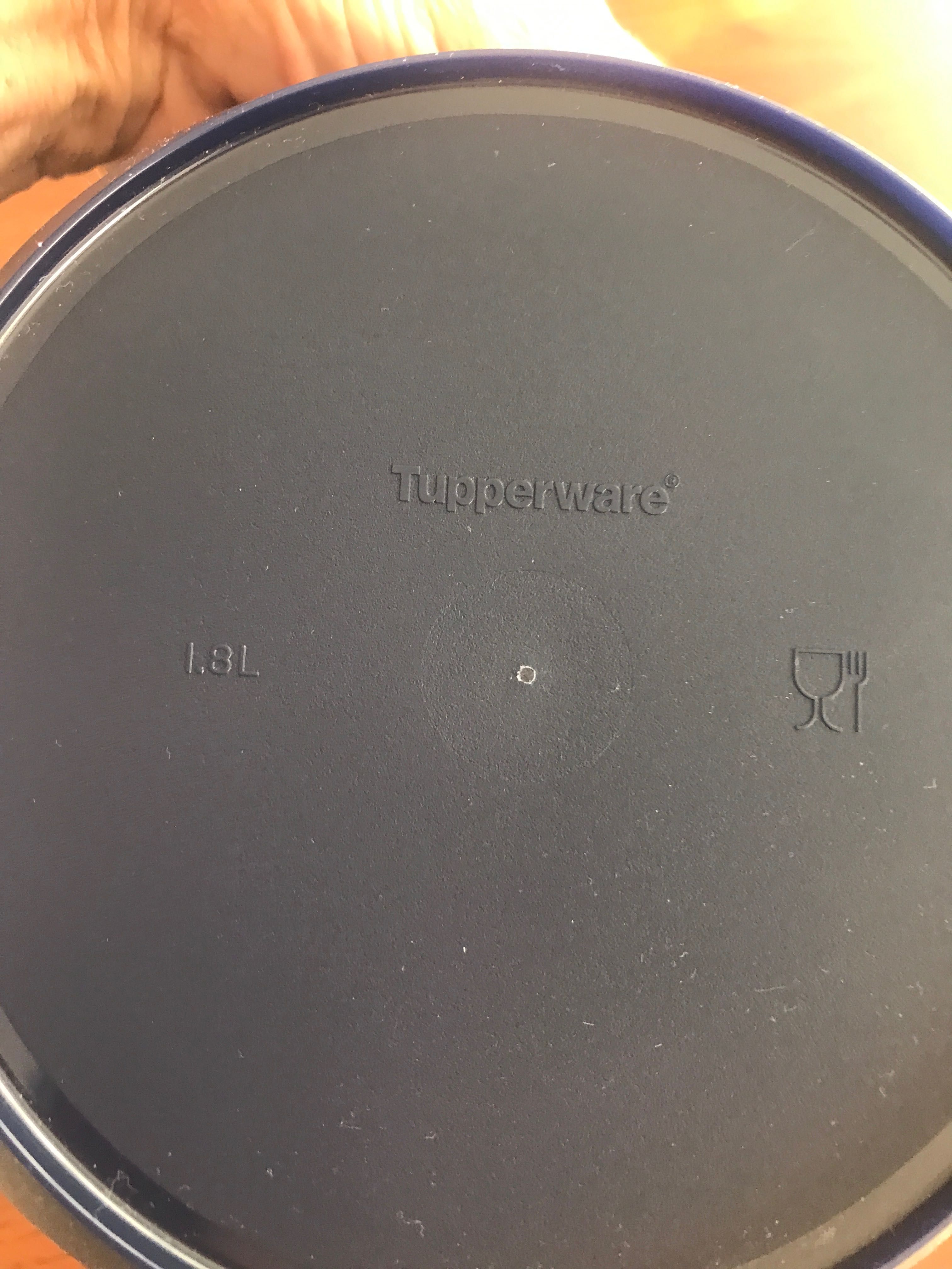 Tupperware waza 1,8litra