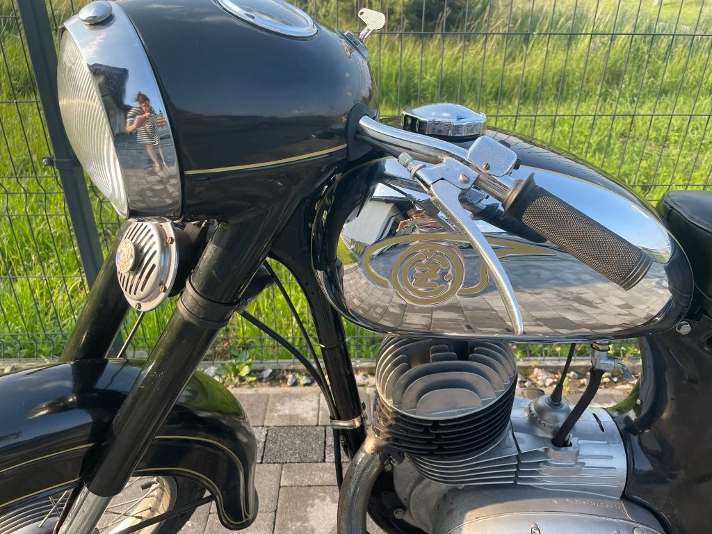 Motocykl cz 175 jawa 175