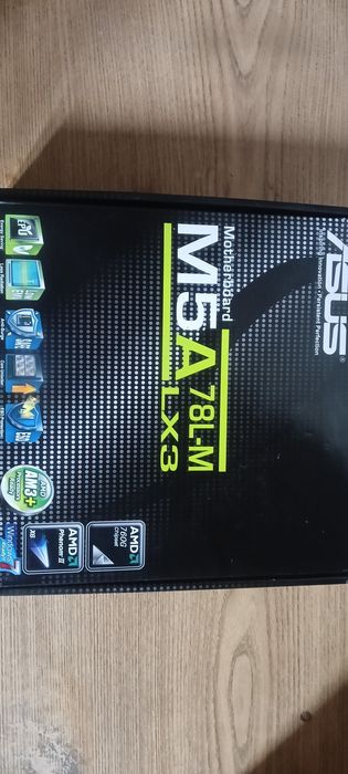 Материнская плата