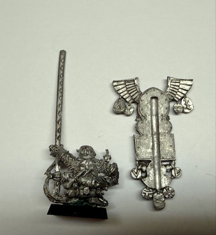 Warhammer Dwarf Battle Standard Bearer BSB limitowany