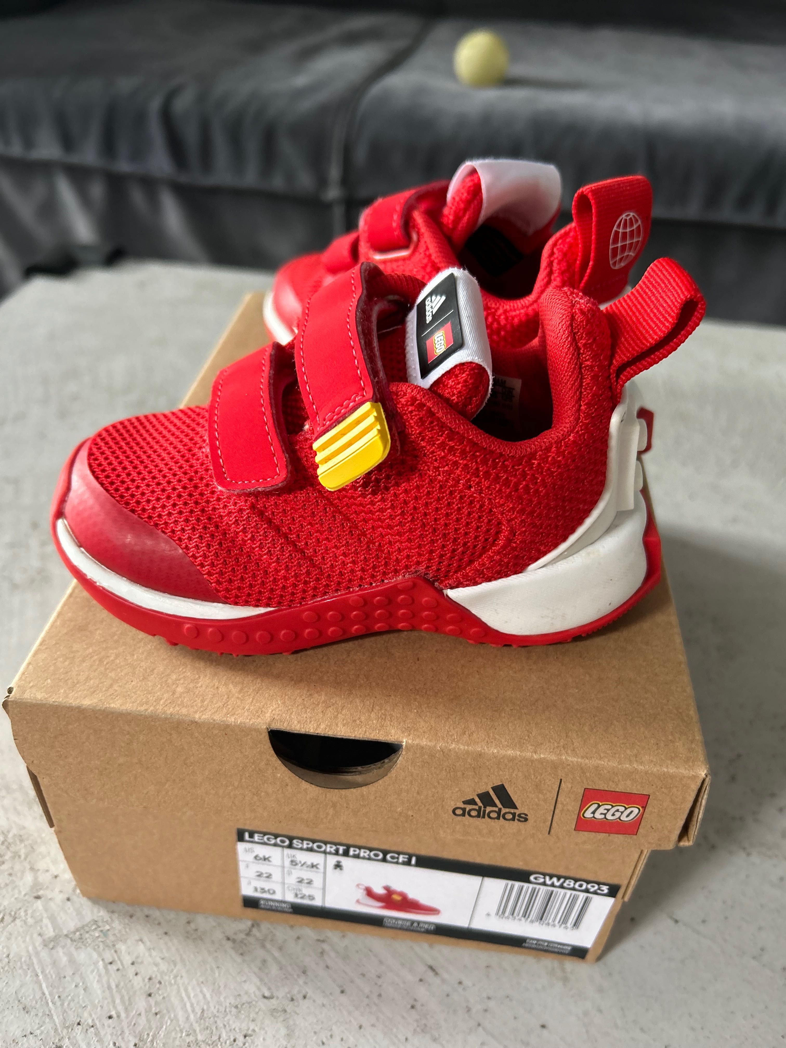 Adidas Lego r.22 jak nowe!