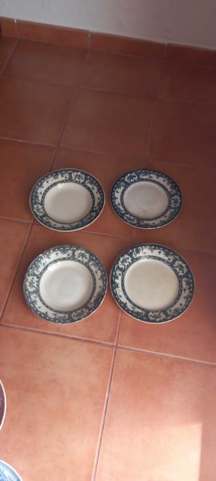 4 pratos antigos  selo sacavem7