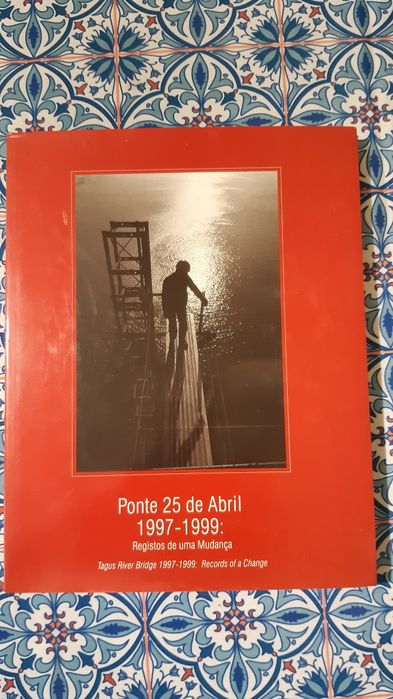 Livro  Ponte 25 de Abrl