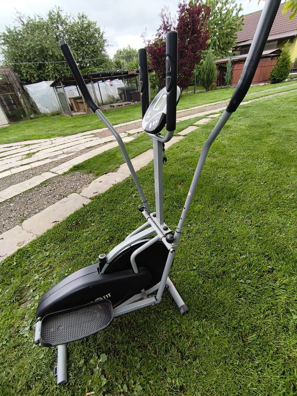 Rower treningowy stacjonarny Klar Fit