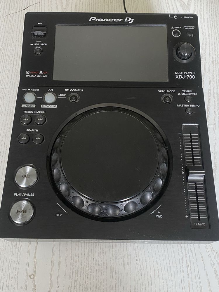 Програвач Pioneer XDj-700