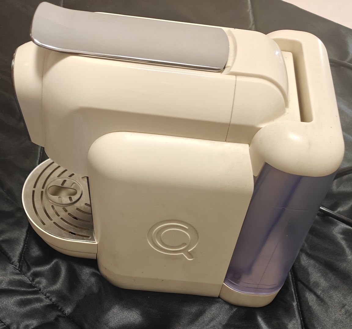 Máquina de café delta Q