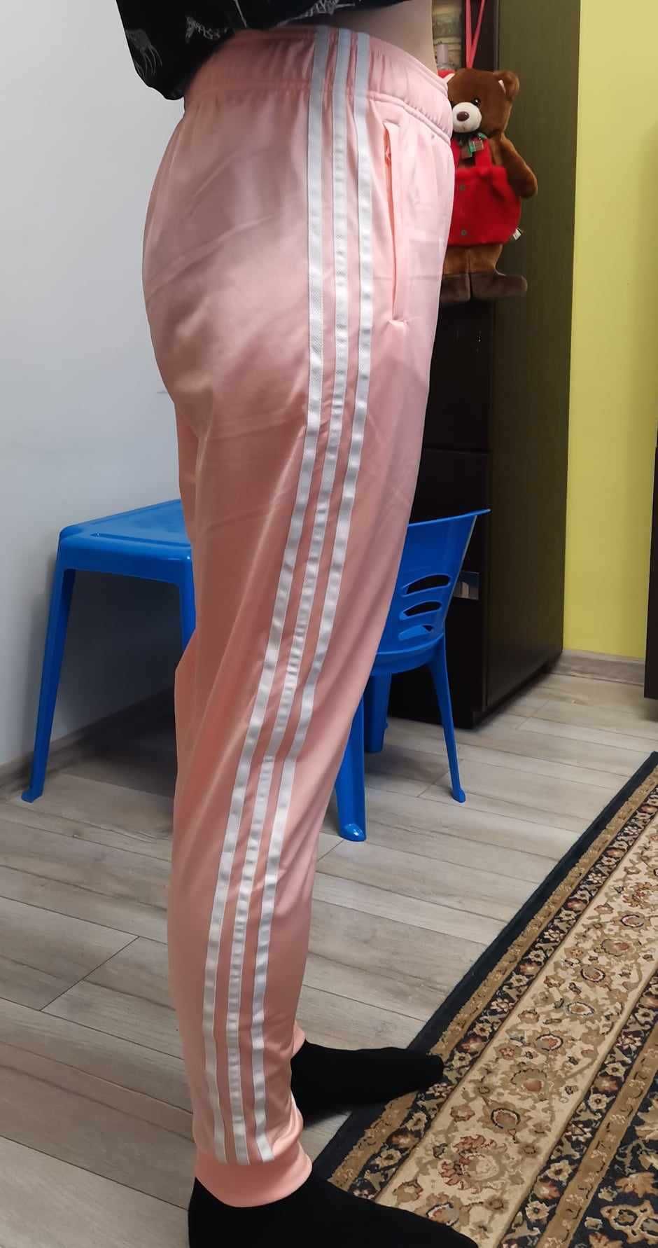 Dresowe spodnie damskie Adidas