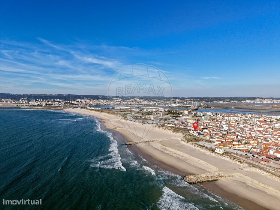 Moradia T5 para venda