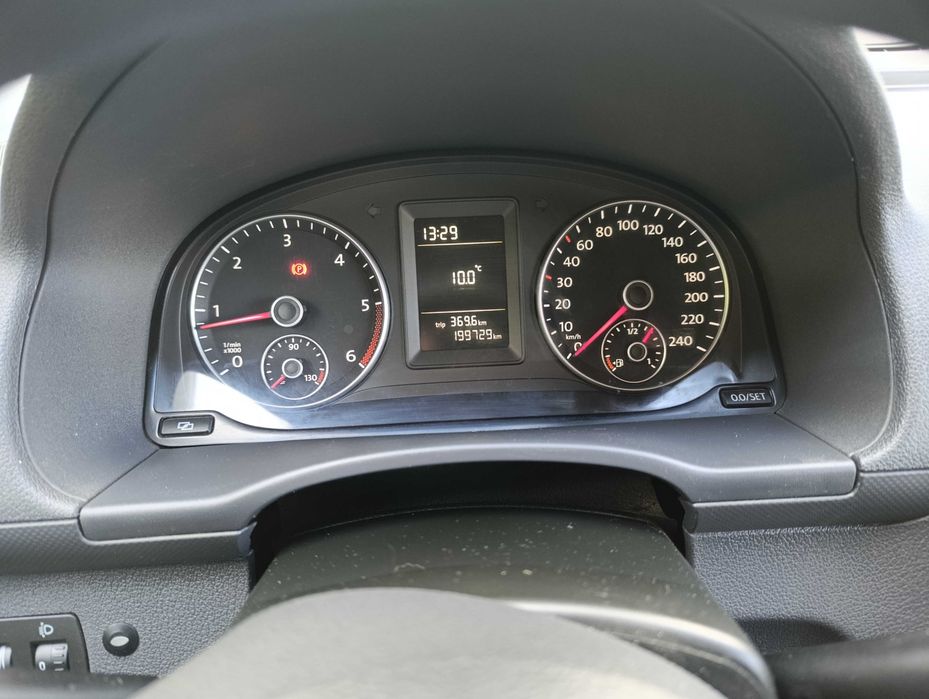 VW CADDY 2011 1.6 TDI