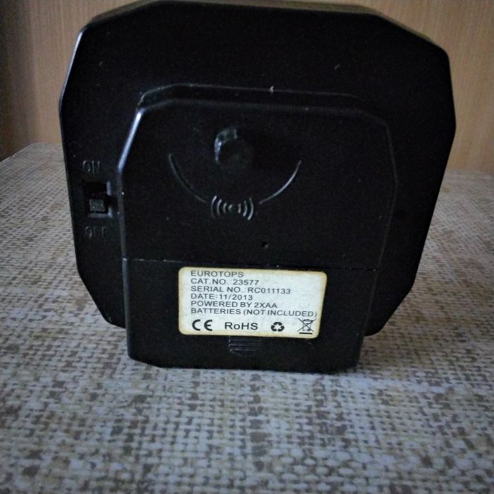 Budziki sterowany radiowo - dokładność co do sekundy.