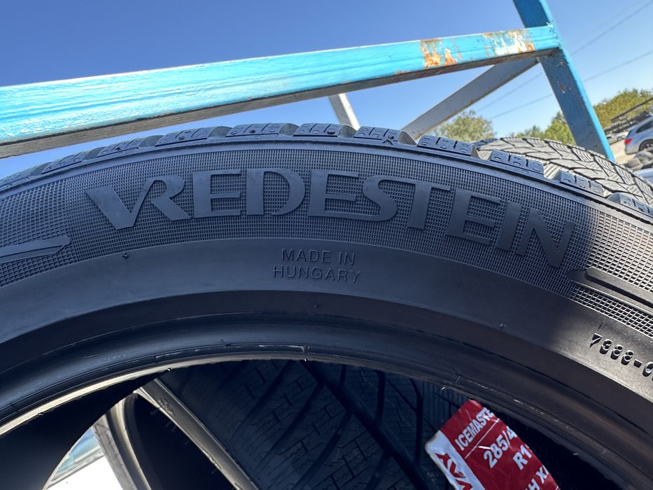 Шини б/у 205/50/17 R17 Vredestein