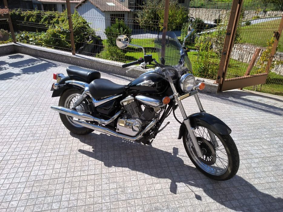 Suzuki Virago VL 250
