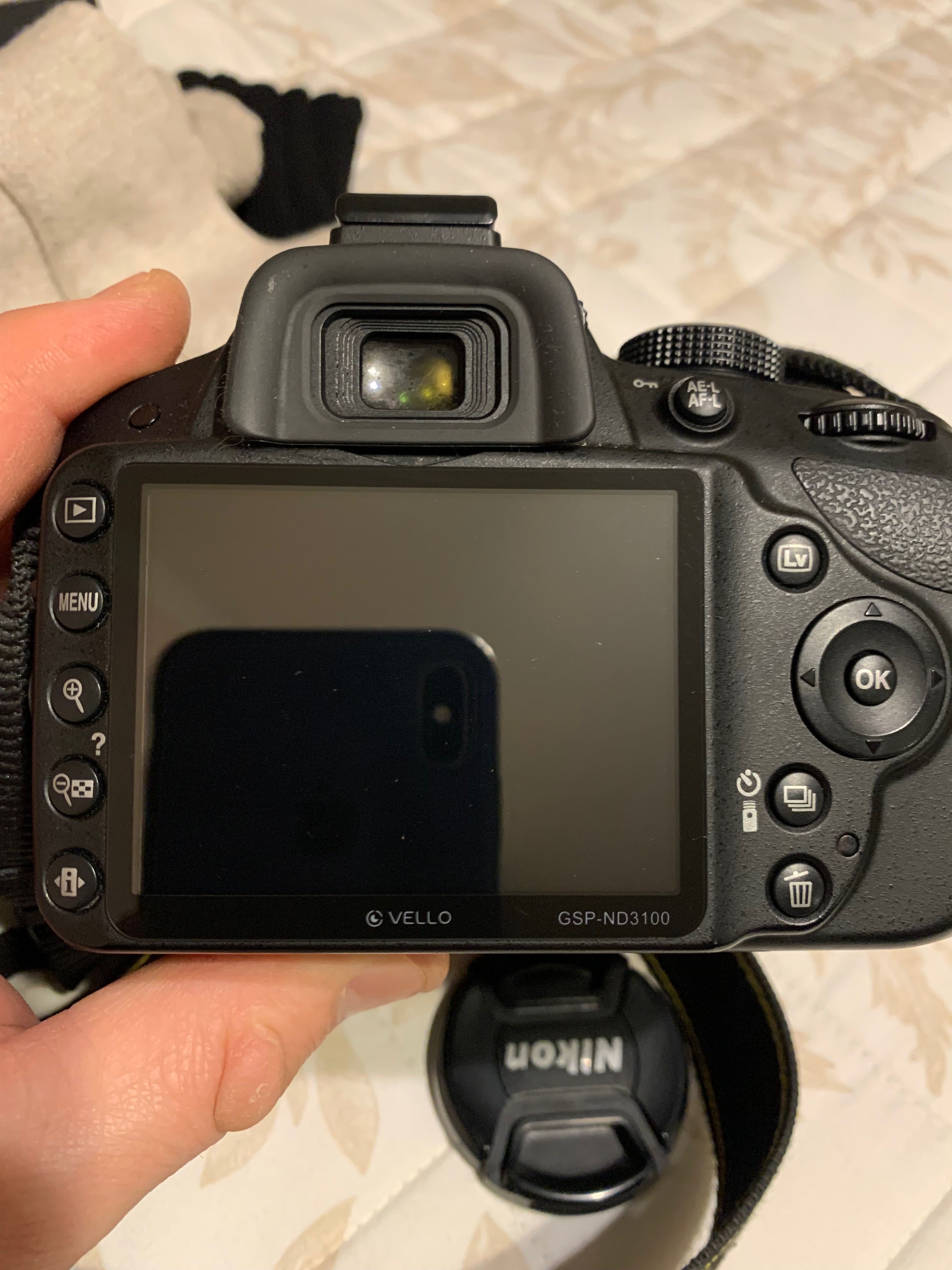 Продам фотоапарат Nikon D3200