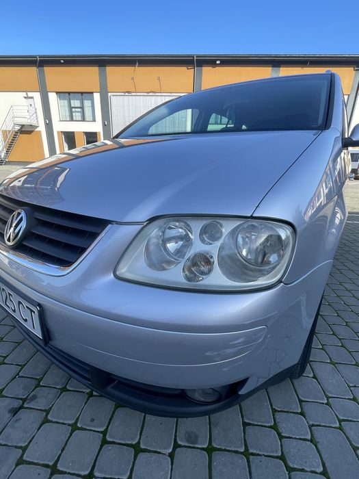 Volkwagen Touran 2.0 TDI АКП 2004р