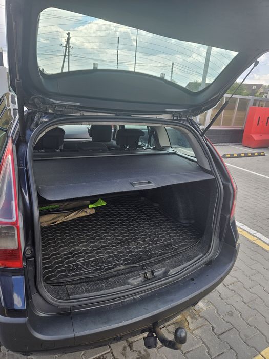 Автомобіль Renault Megan 2