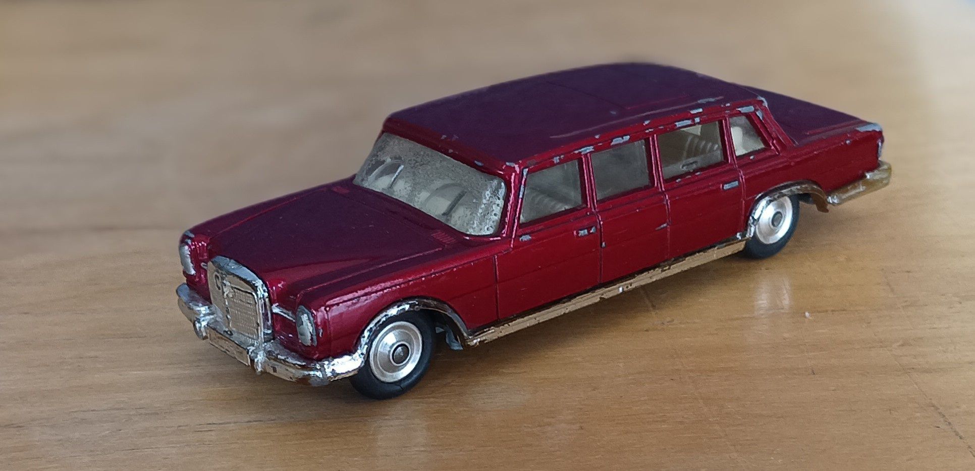 Mercedes-Benz 600 Pullman Ref #246 Corgi Toys