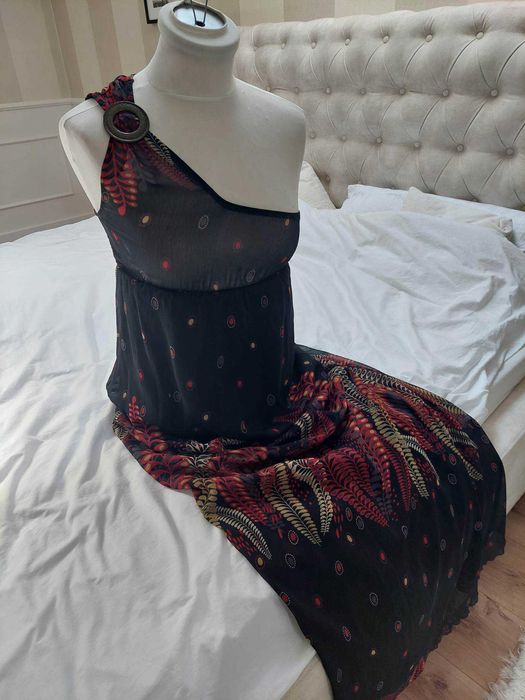 Sukienka Stradivarius asymetryczna, S, długa , boho