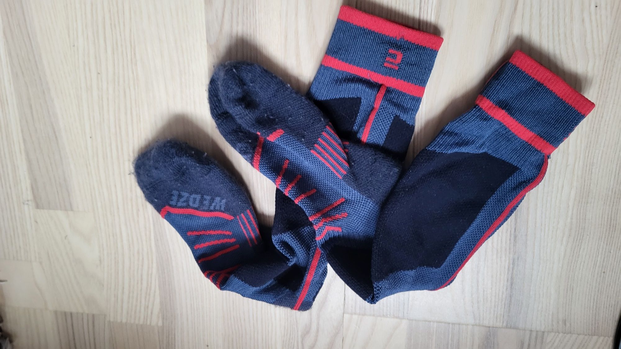 Narciarski komplet - skarpetki 29-31 i legginsy termiczne