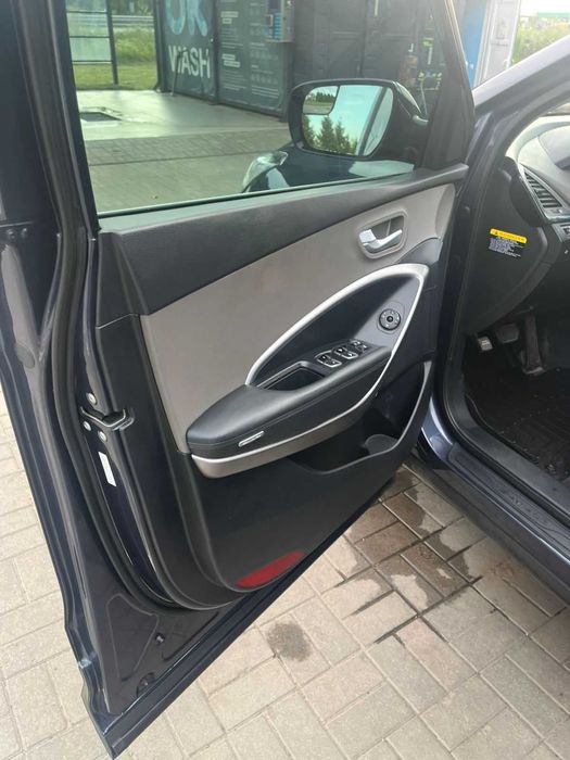 авто Hyundai Santa Fe