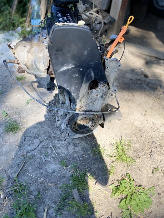 Мотор Golf 4 1.6 бензин AKL