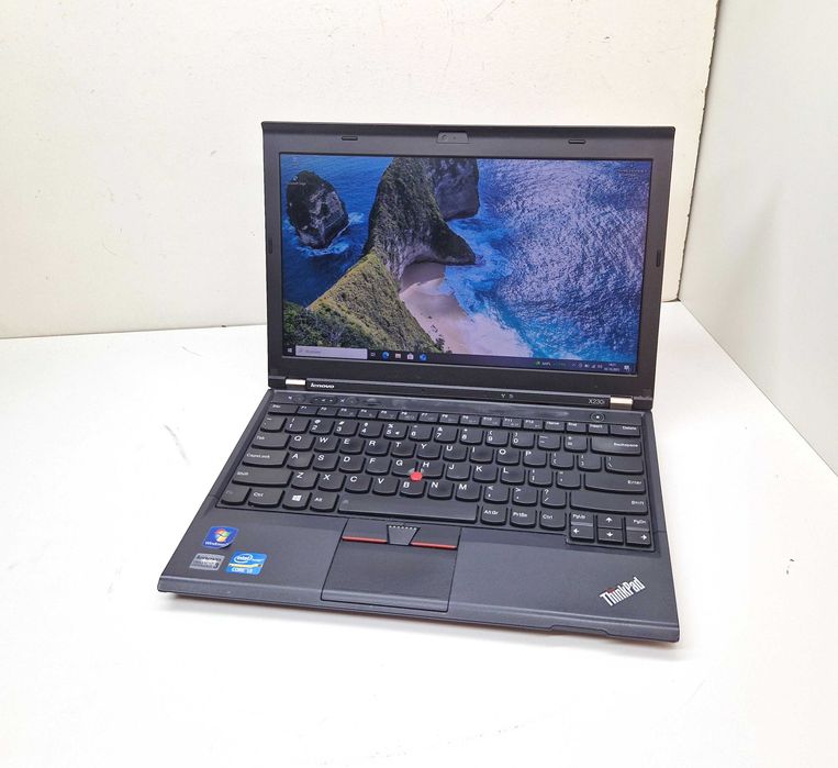 Mały laptop Lenovo x230i i3-3120 SSD 256GB 8GB ram