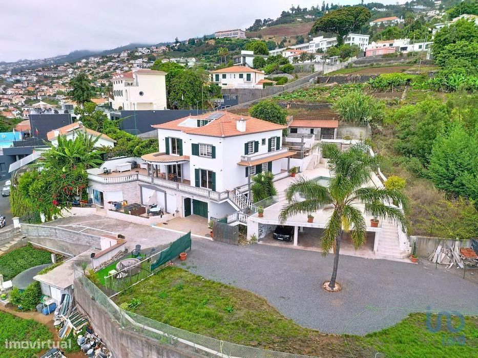 Casa / Villa T9 em Monte de 185,00 m2