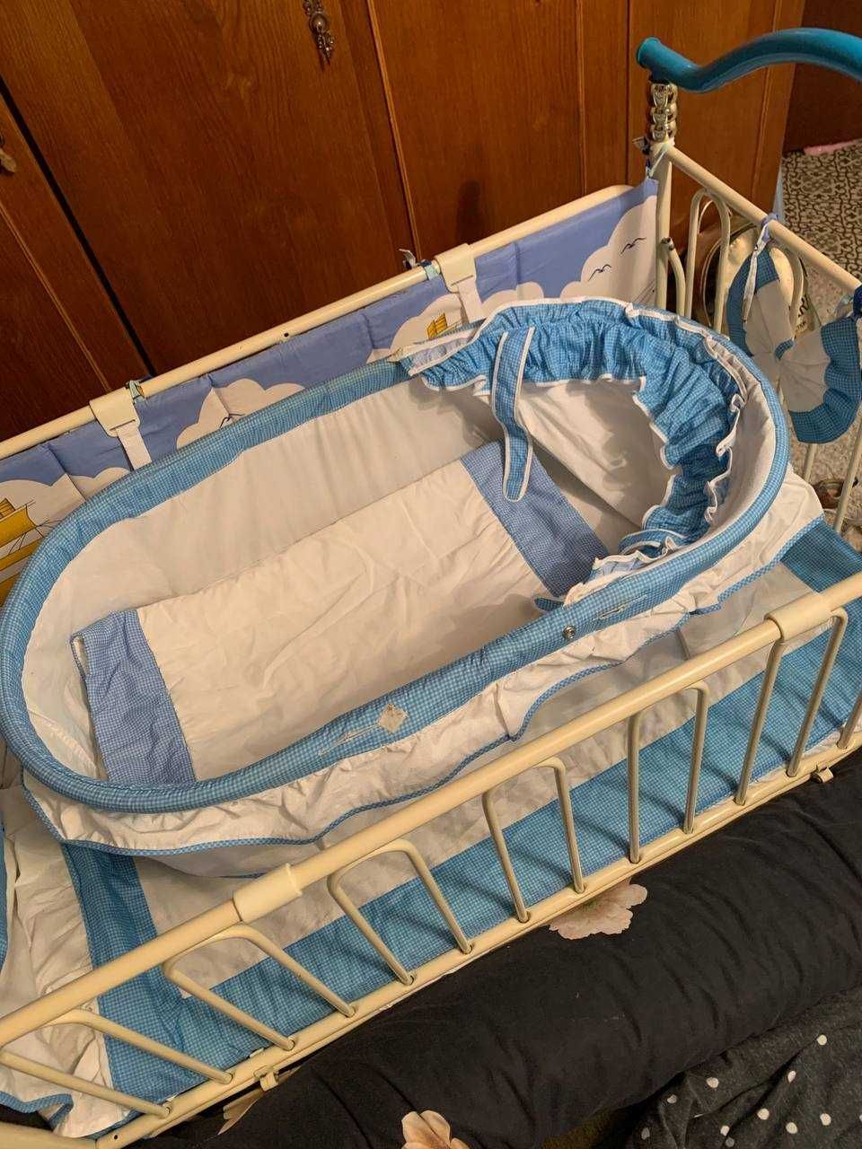 Детская кроватка металлическая