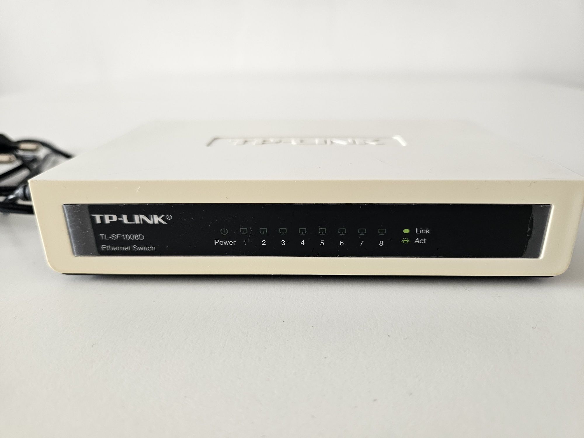 Switch sieciowy TP-Link TL-SF1008D 8-portowy + zasilacz