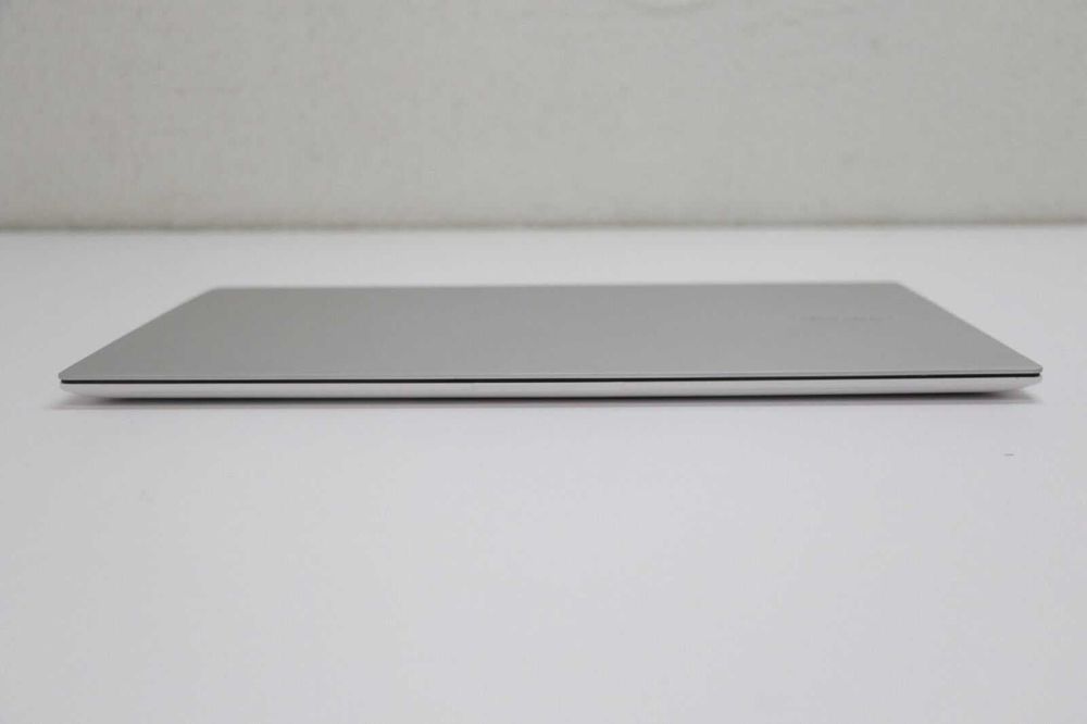 Samsung Galaxy Book Pro 15.6" FHD AMOLED 512GB SSD 16GB RAM i7-1165G7
