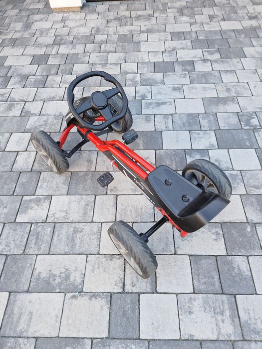 Gokart dziecięcy na pedały
Opis produktu

poprzez zabawę ro