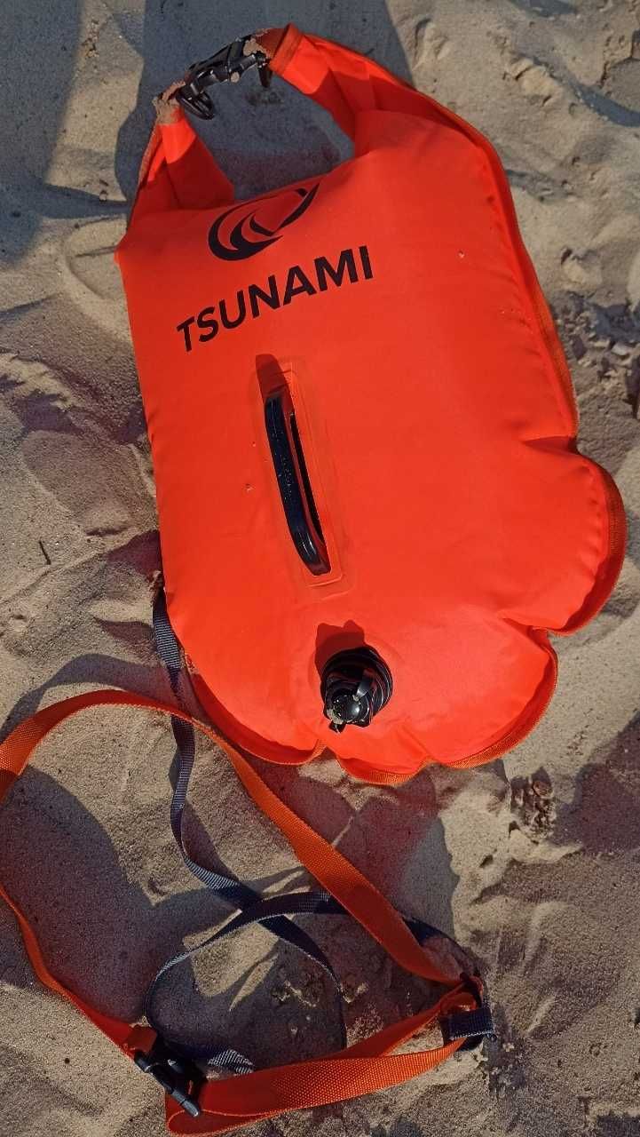 Bojka asekuracyjna do pływania 2w1 z suchą kieszenią pomarańczowa 36L