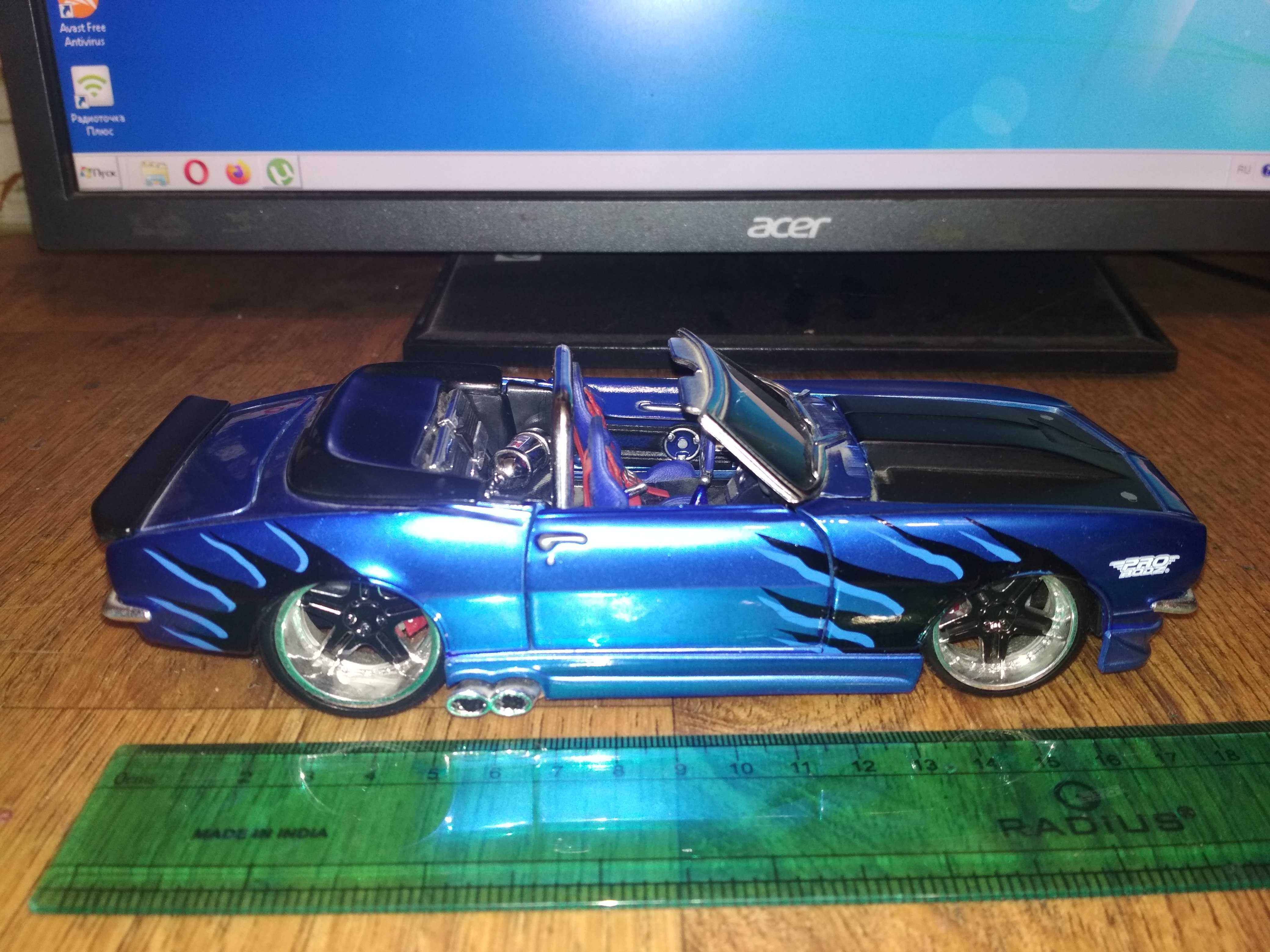 Машинка модель 1:24 1968 Chevrolet Comaro SS Pro Rodz- Maisto