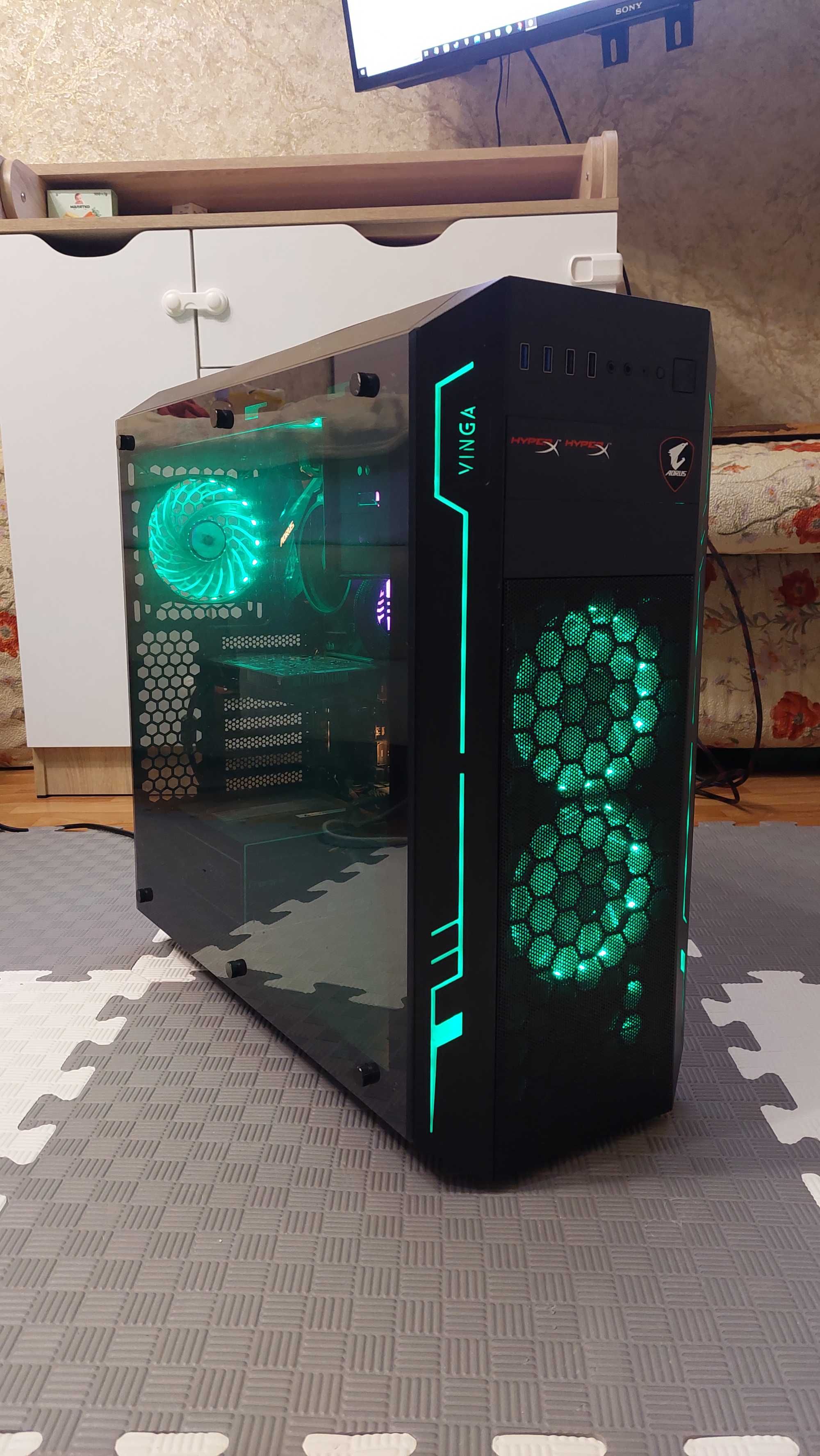 Ігровий ПК з RGB. Чудово підійде для навчання і для віддаленої роботи.
