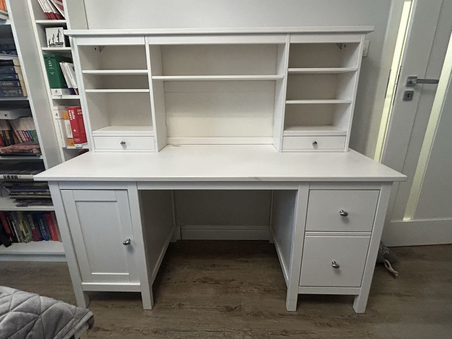 Biurko Ikea Hemnes z nadstawka