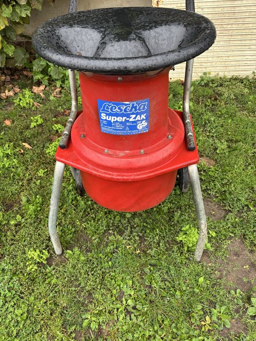 Rębak do gałęzi elektryczny