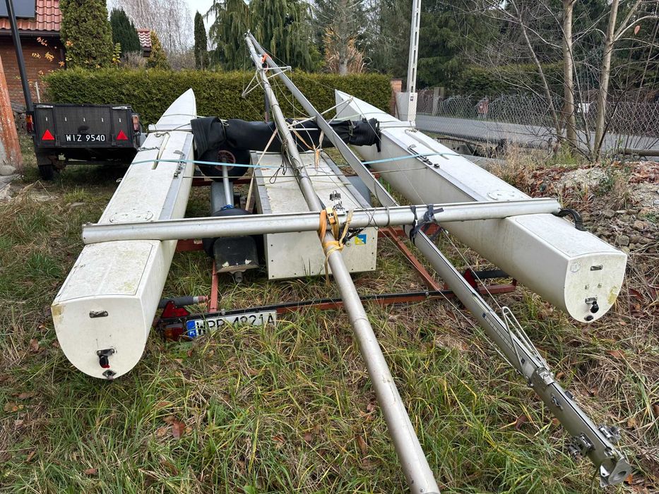 Duży 5,9m katamaran Prindle 19 USA,,+ Przyczepa + Genaker