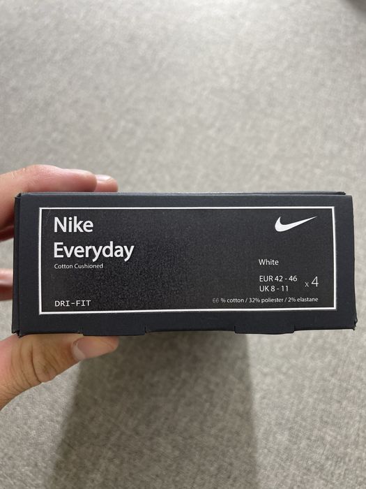 Nike Wysokie Białe Skarpety 4 pary 42/46