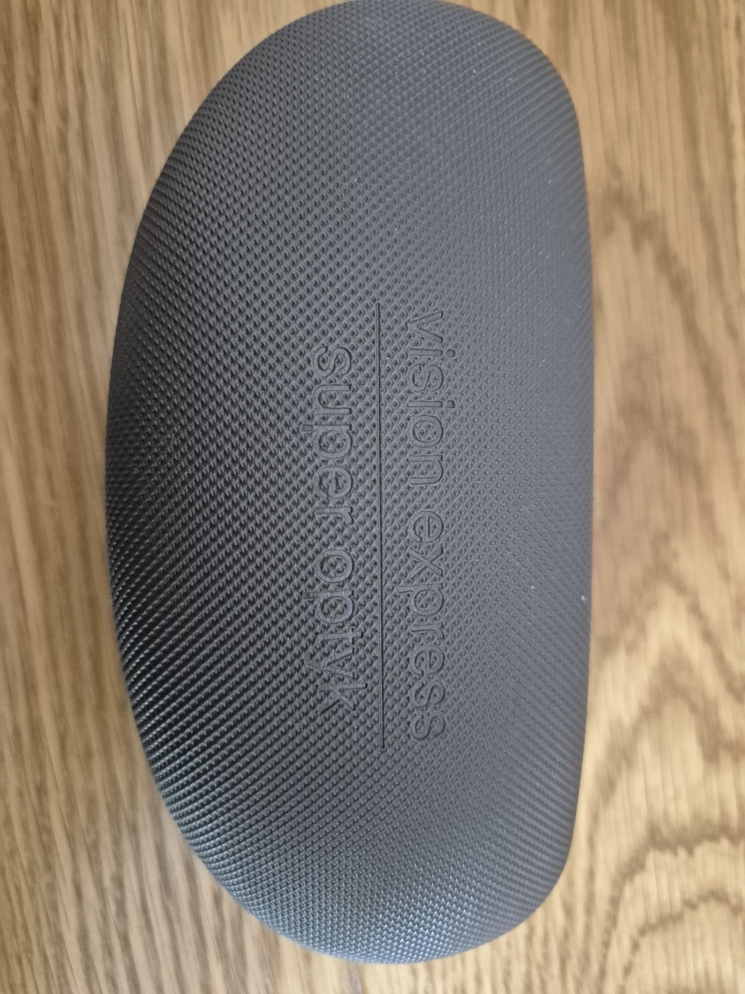 Etui do okularów nowe