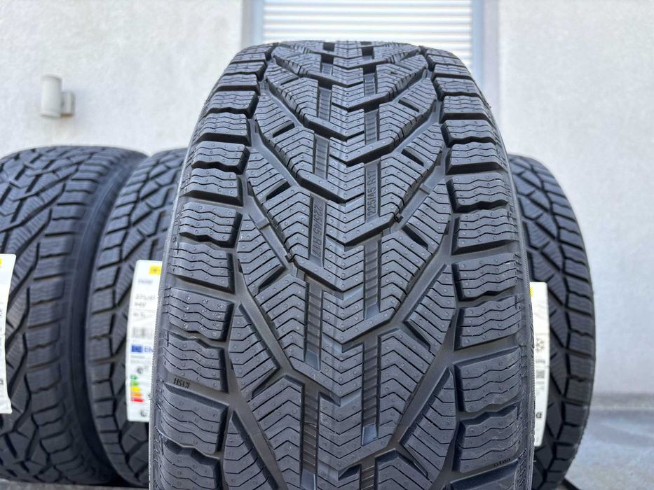 4szt NOWE! zimowe 225/45R17 Kormoran 94V produkcja 2025rok! 5lat gwar