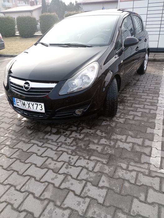 Opel Corsa D w ładnym stanie