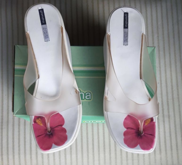 Шлепанцы женские Grendha