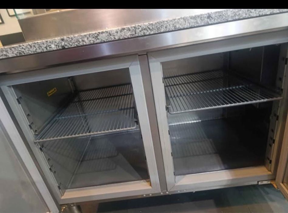 Bancada Frigorifica em marmore