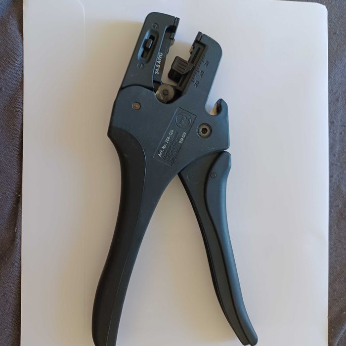 Automat do ściągania izolacji Wago