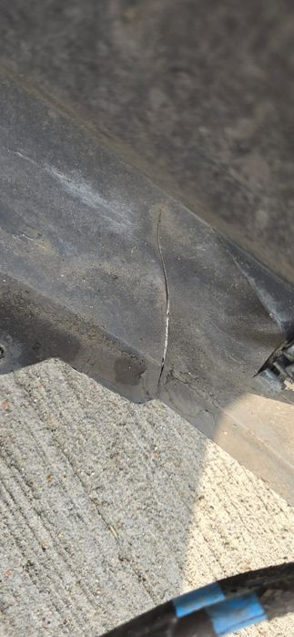 Zderzak przedni Renault Laguna III